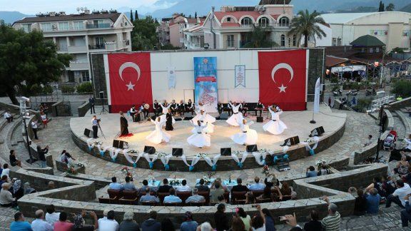Marmaris´te Konya Türk Tasavvuf Müziği Topluluğu Tarafından Türk Tasavvuf Müziği Konseri ve Sema Mukabelesi İcra Edildi