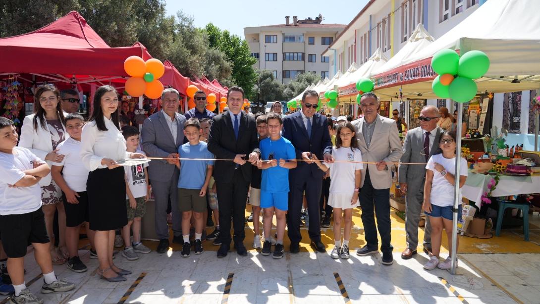 MUĞLA'DA YAŞAM BECERİLERİ PROJESİ KAPSAMINDA YIL SONU ETKİNLİĞİ RENKLİ GÖRÜNTÜLERE SAHNE OLDU